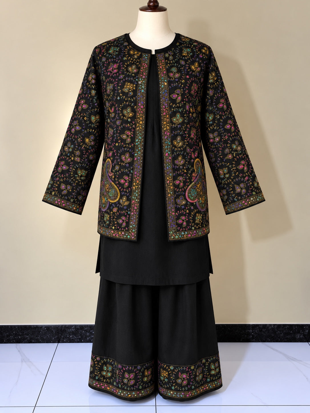 Black Pashmina Carry 3 Piece Suit with Farshi Shalwar and Coat