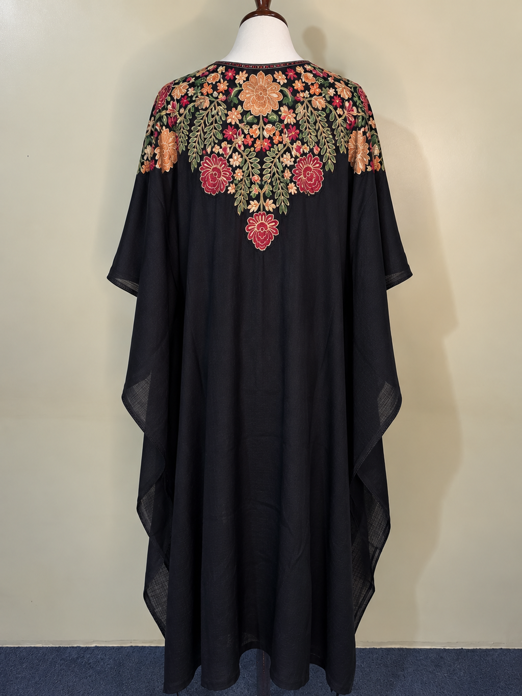 Black Pashmina Cape Shawl | Pashmina Embroidered Kashmiri Cape Shawl