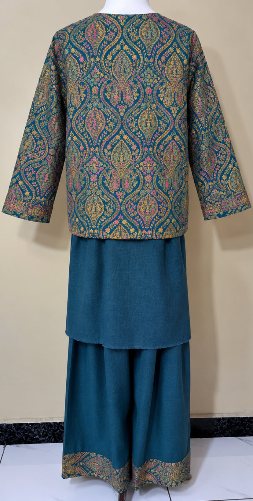 Zinc Pashmina 3 Piece Suit with Coat